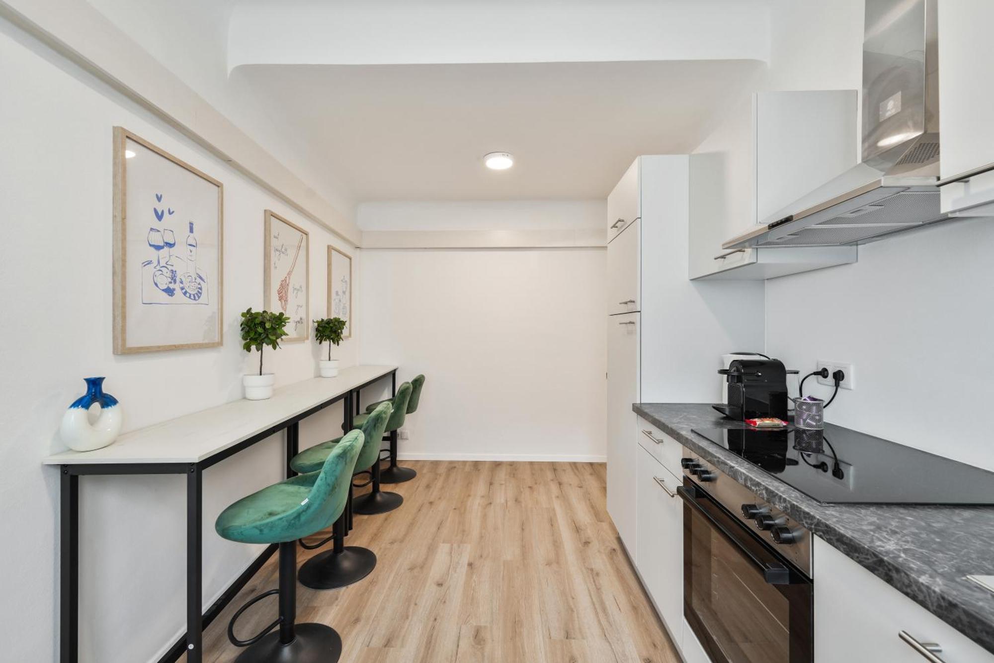 Stephansdom Apartment *